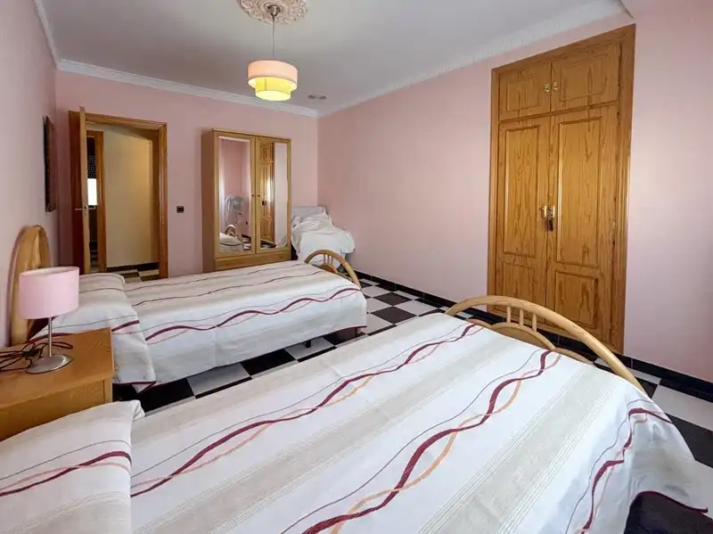 Bedroom of Houses for sale in Atarfe  with Air Conditioner