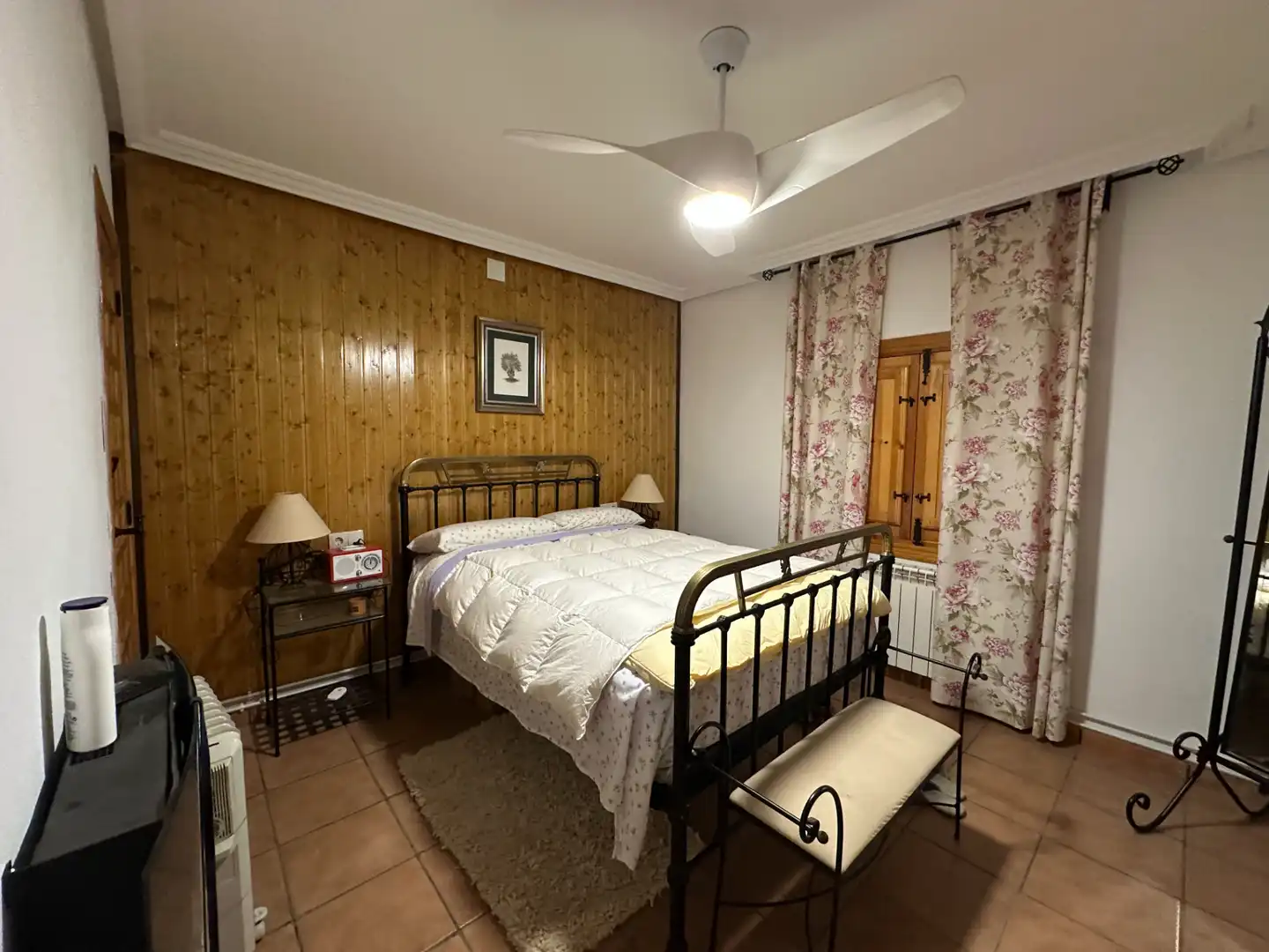 Bedroom of Houses for sale in Úbeda  with Air Conditioner, Heating and Private garden