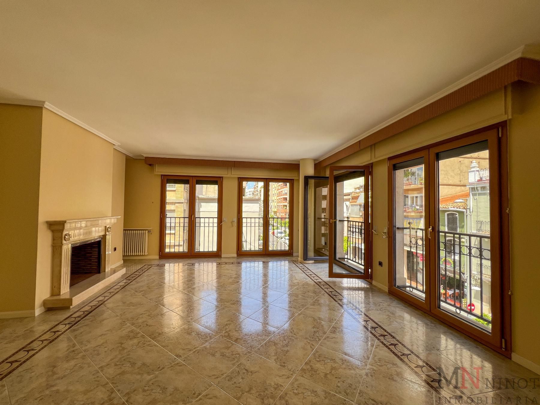 Living room of Flat for sale in Castellón de la Plana / Castelló de la Plana  with Air Conditioner, Heating and Storage room