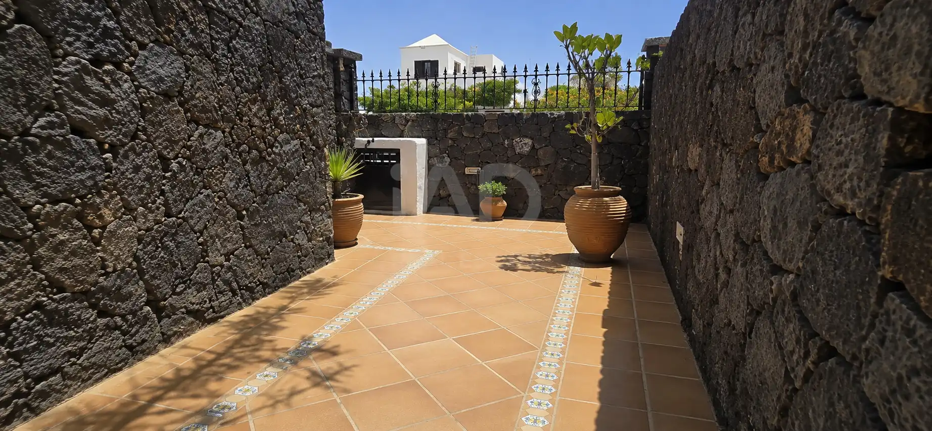 Terrassa de Casa o xalet en venda en Arrecife amb Piscina
