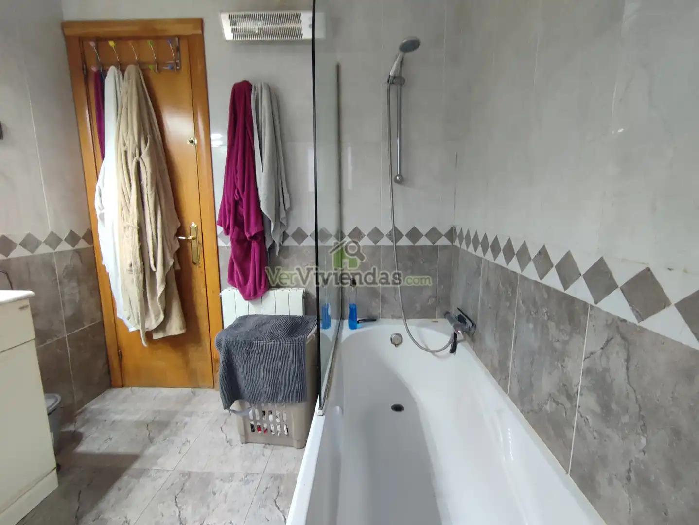 Bany de Casa o xalet en venda en Vacarisses amb Aire condicionat, Calefacció i Jardí privat