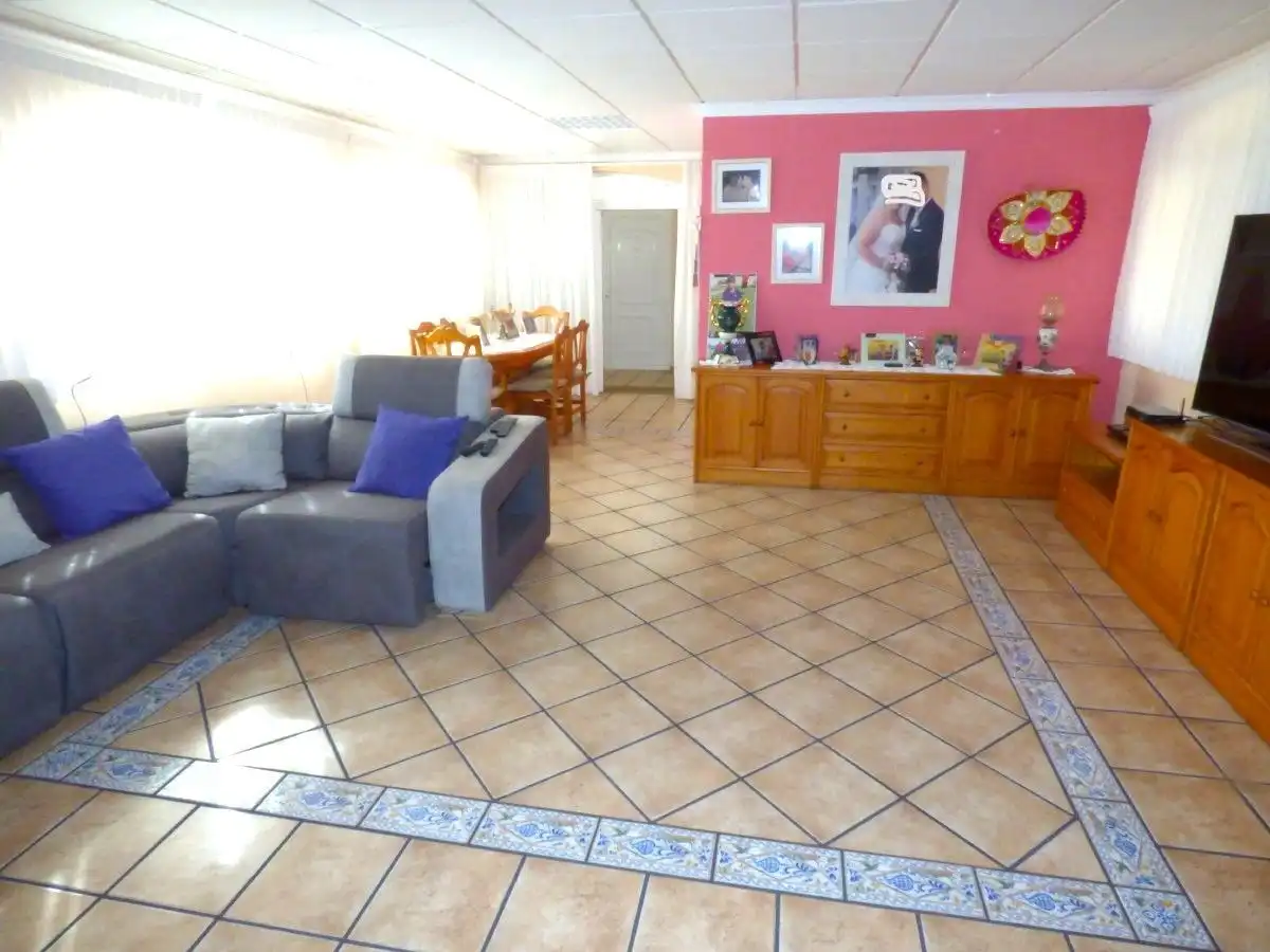 Maison avec piscine à vendre à La Robella, imagen 4