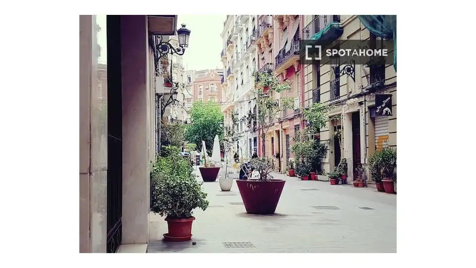Piso con terraza en alquiler en L'Eixample