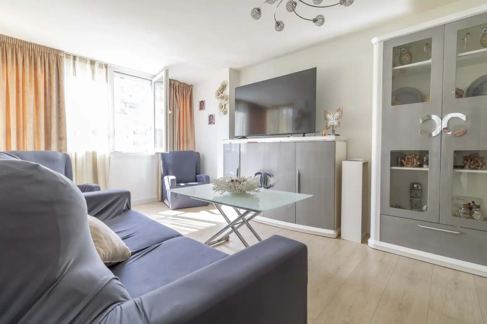Sala de estar de Piso en venta en Sevilla con Aire acondicionado, Jardín privado y Piscina