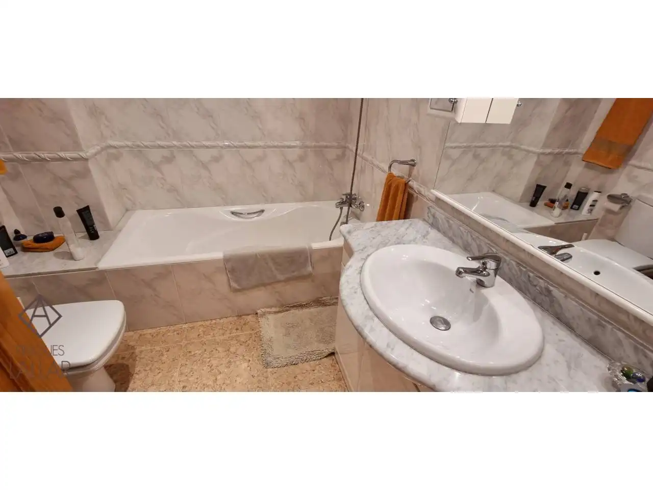 Baño de Casa adosada en venta en Granollers con Calefacción, Jardín privado y Terraza
