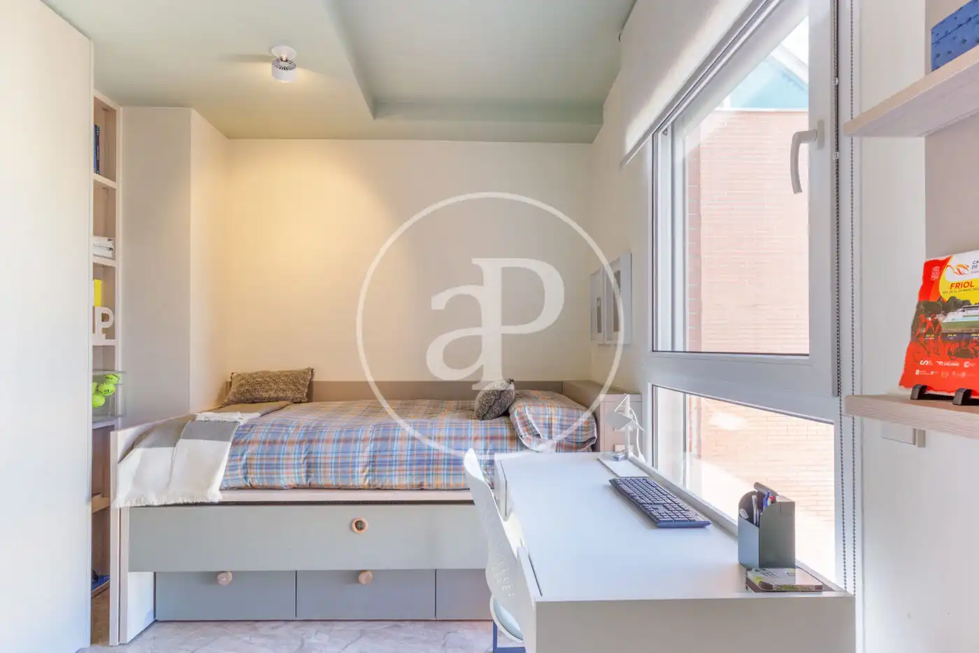 Habitación de Dúplex en venta en Valencia con Aire acondicionado, Calefacción y Terraza
