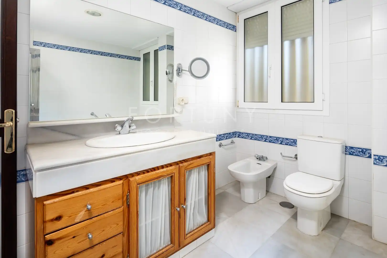Bathroom of Flat for sale in Málaga  with Air Conditioner, Terrace and Storage room