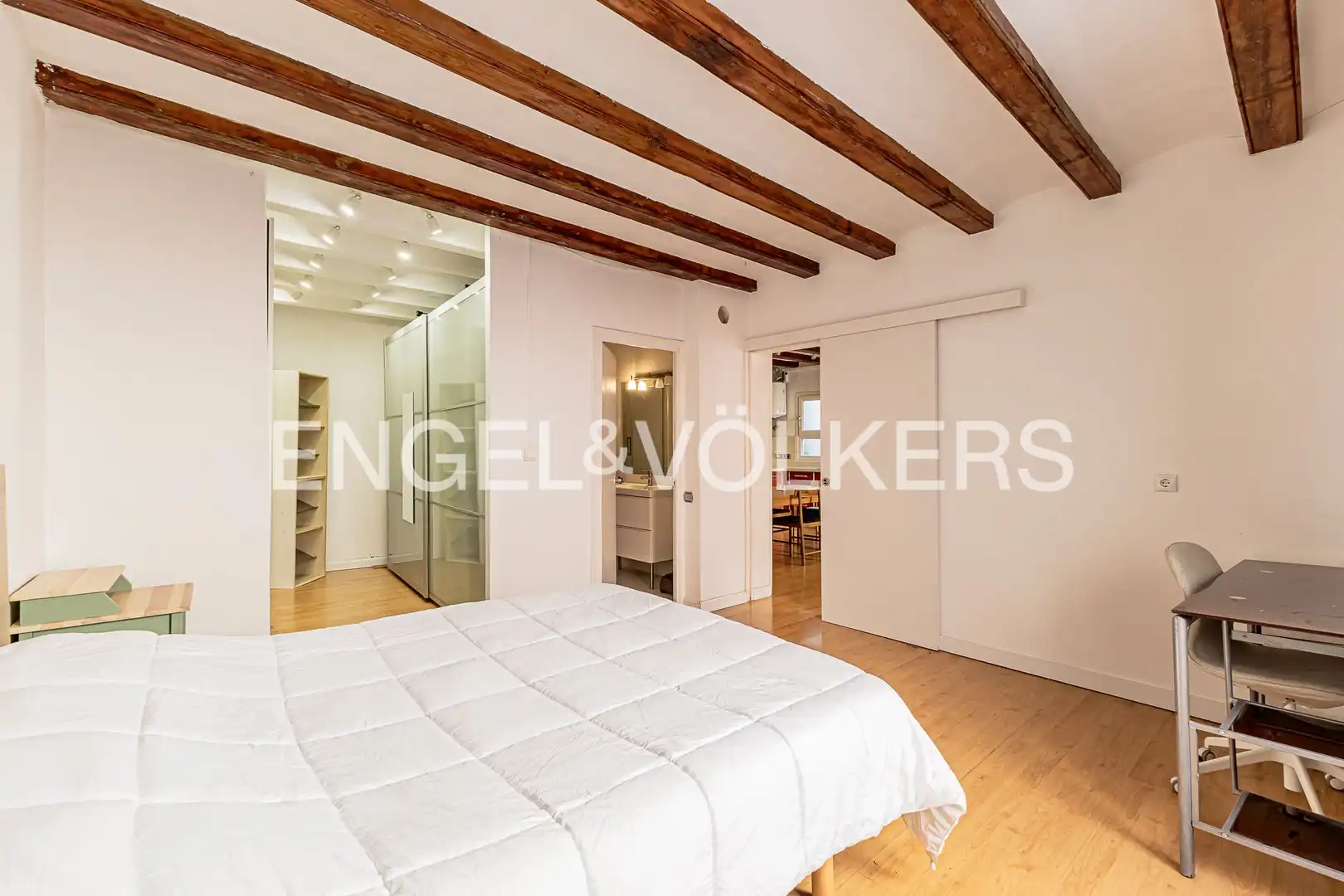 Habitación de Piso en venta en Barcelona con Aire acondicionado, Calefacción y Amueblado