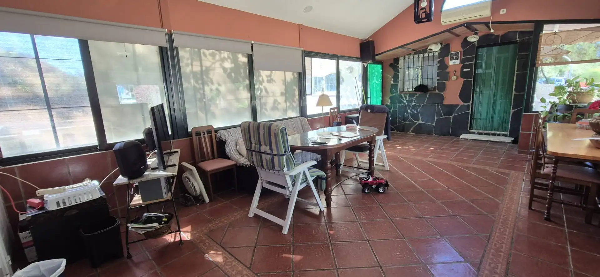 Haus oder Chalet zum Verkauf in Badajoz mit Klimaanlage, Heizung und Privatgarten