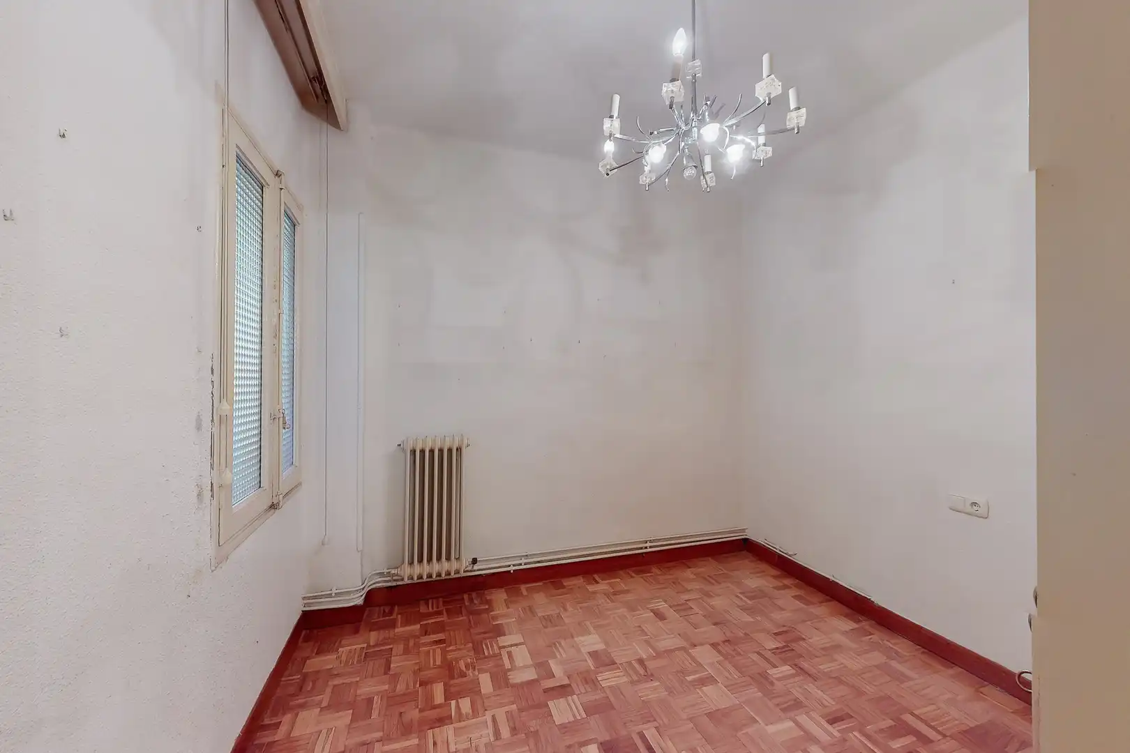 Habitación de Piso en venta en  Pamplona / Iruña con Calefacción y Balcón