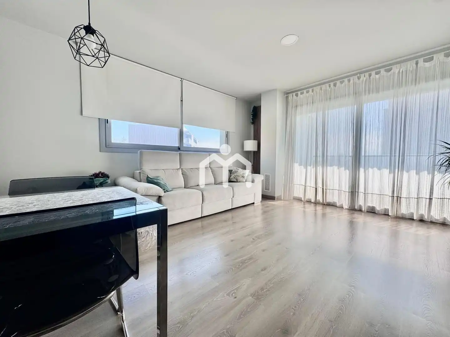 Living room of Flat for sale in Badalona  with Air Conditioner, Heating and Parquet flooring