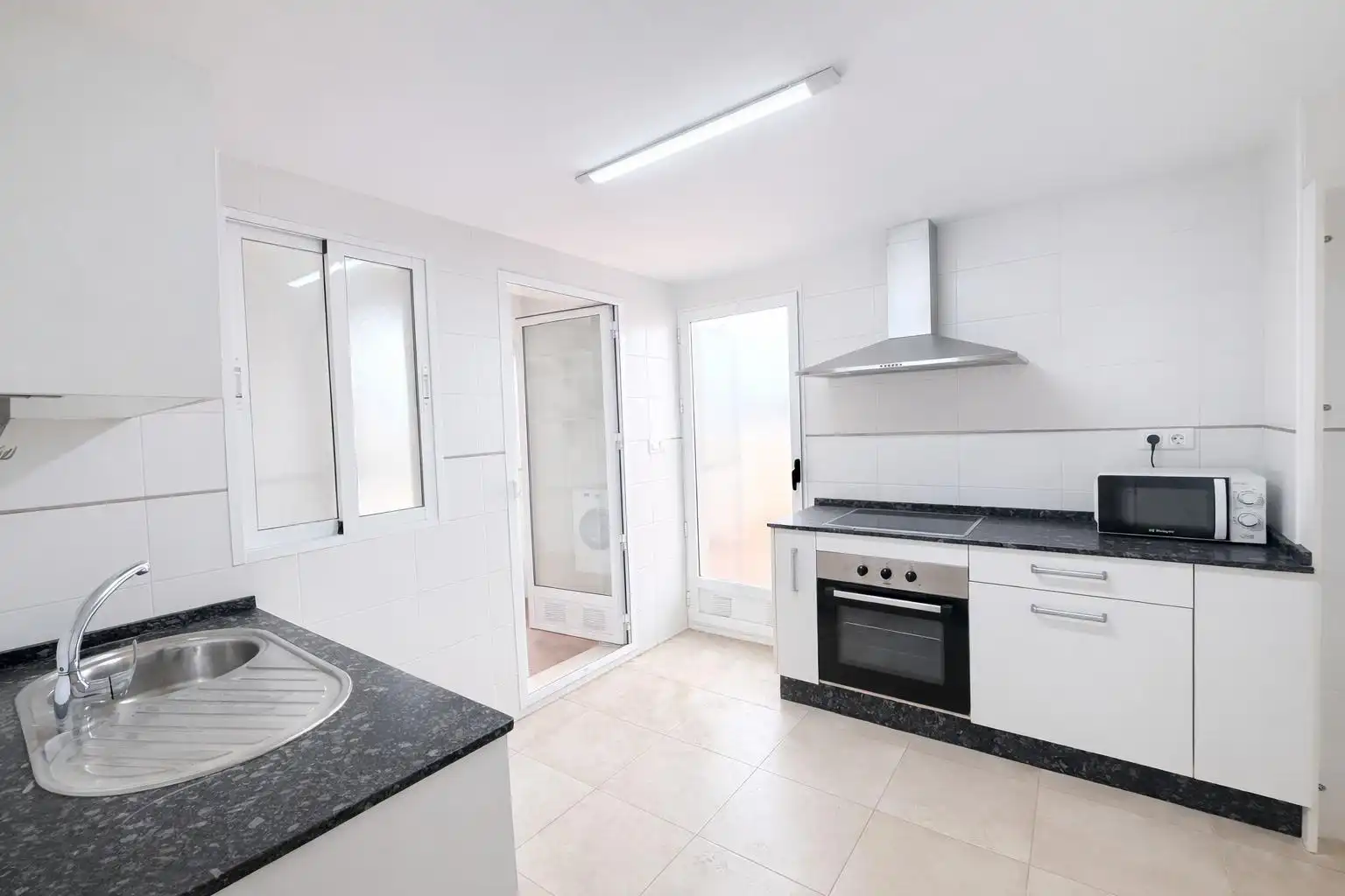 Cocina de Ático en venta en Águilas con Aire acondicionado, Calefacción y Terraza