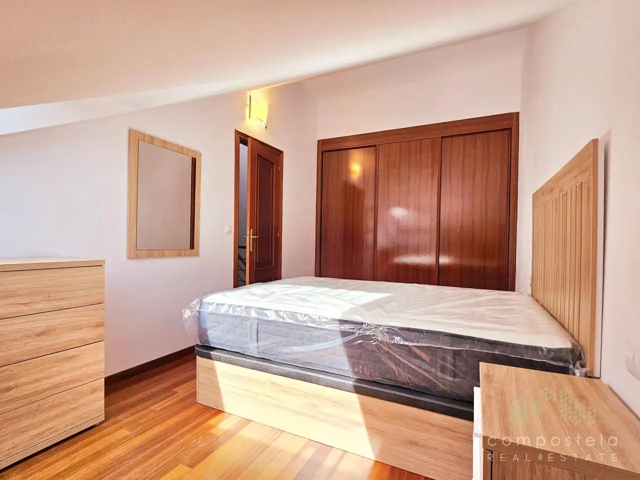Habitación de Dúplex de alquiler en Ames con Calefacción, Parquet y Trastero