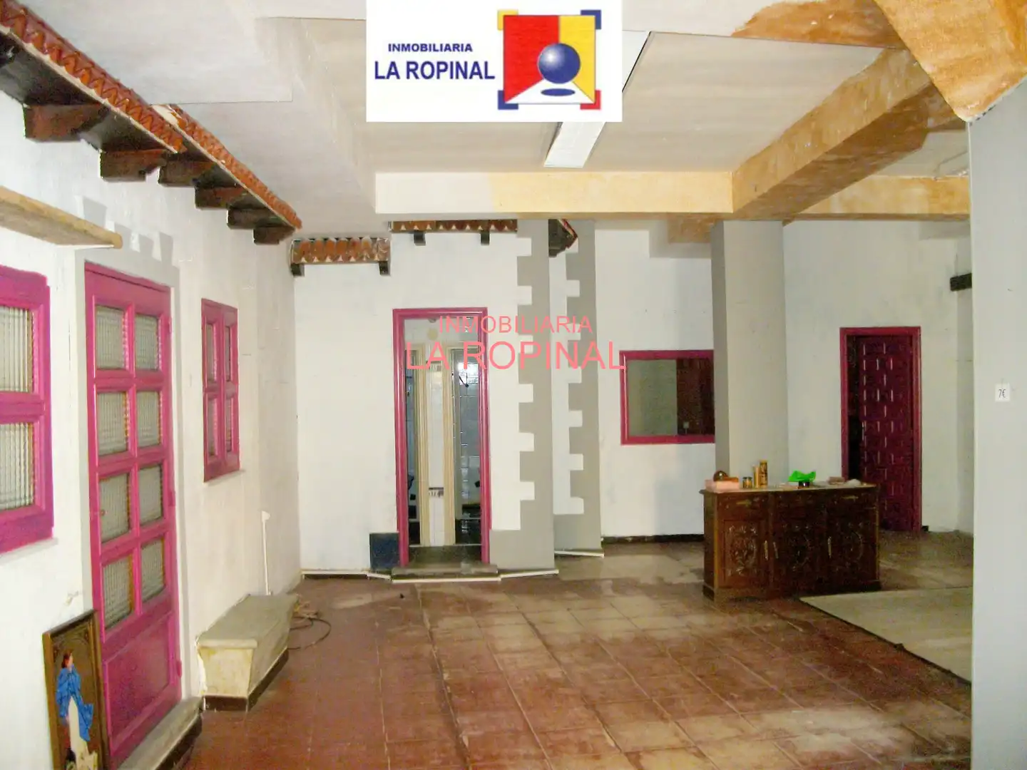 Local comercial en venta en Calle Bretón