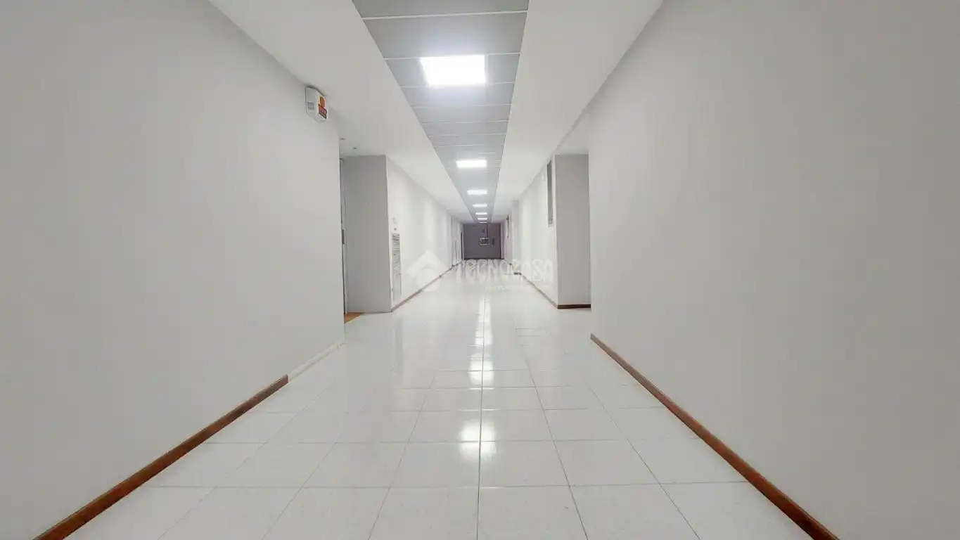 Office for rent in Zaragoza  with Air Conditioner