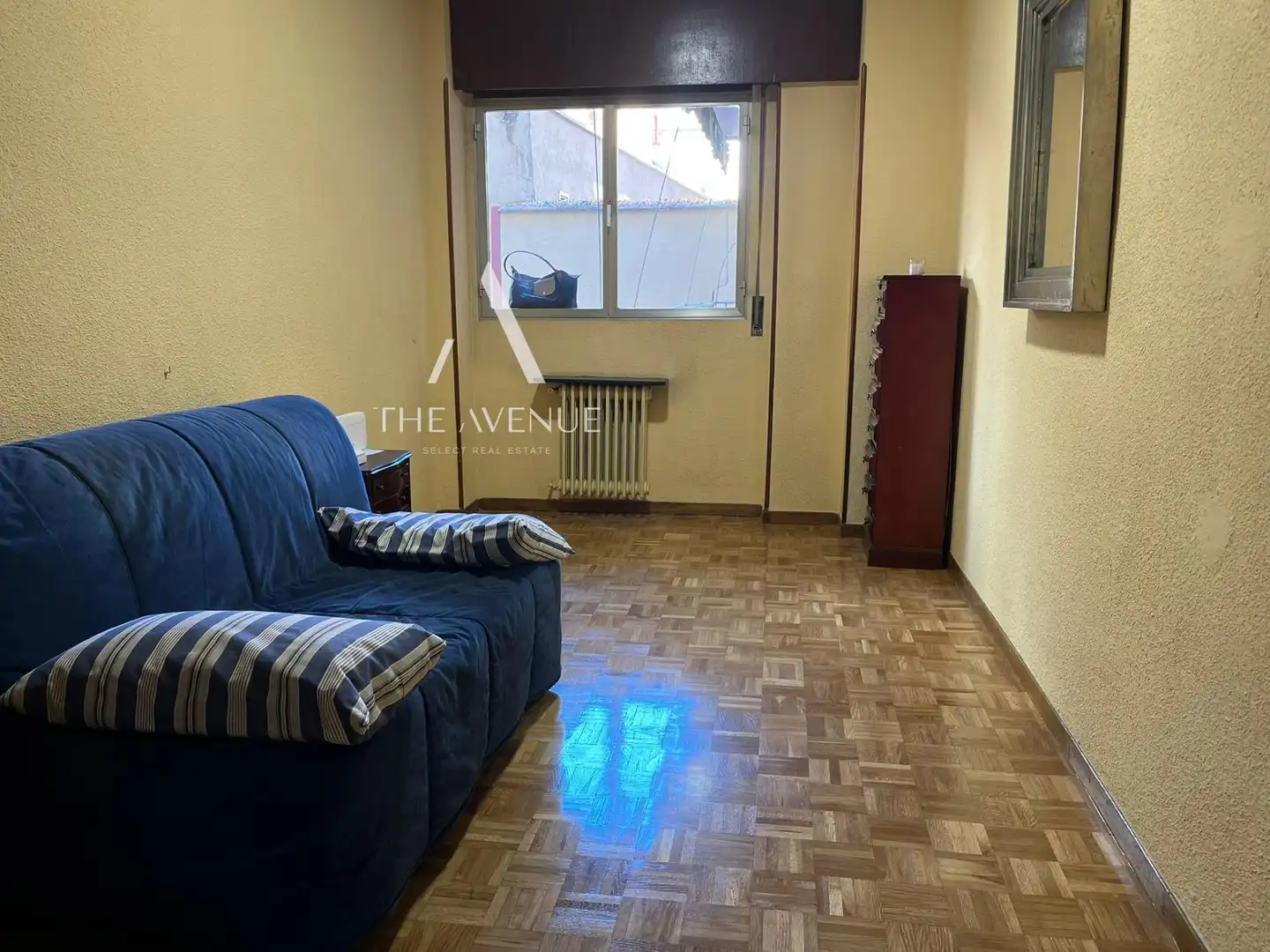 Sala de estar de Apartamento en venta en Madrid con Calefacción y Balcón