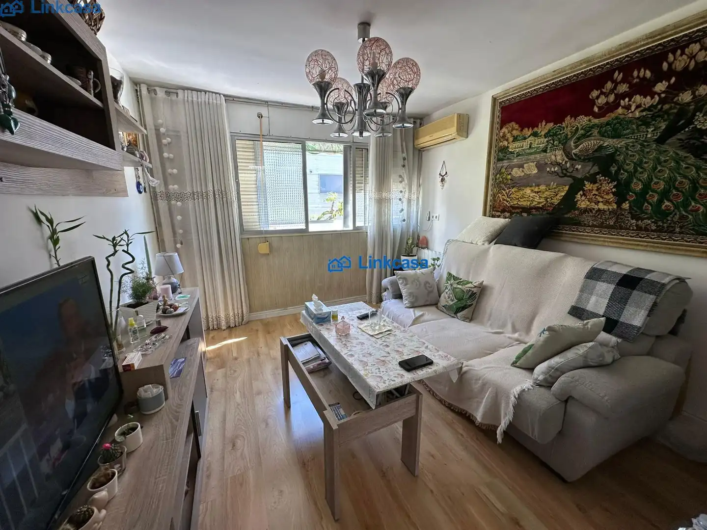 Living room of Flat for sale in Madrid  with Air Conditioner and Heating
