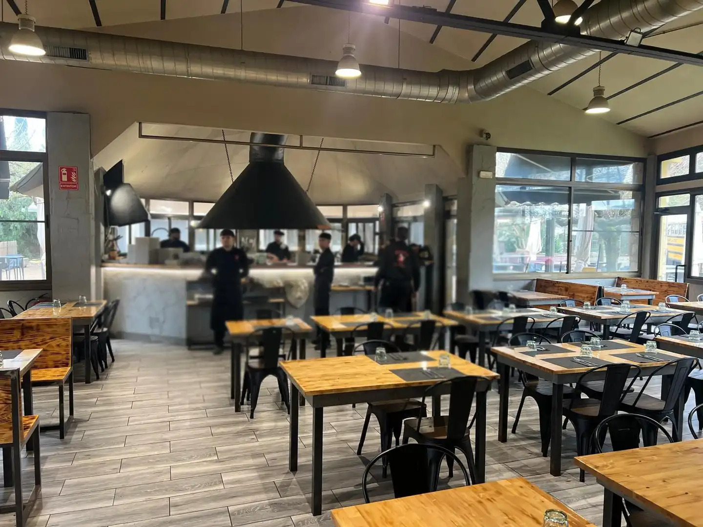 Local comercial en traspaso en Cervelló, imagen 4