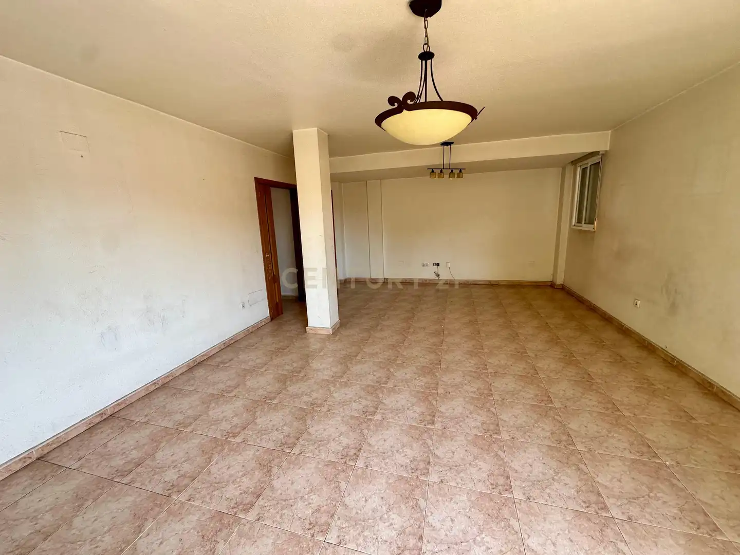 Casa adosada en venta en Jacarilla con Balcón