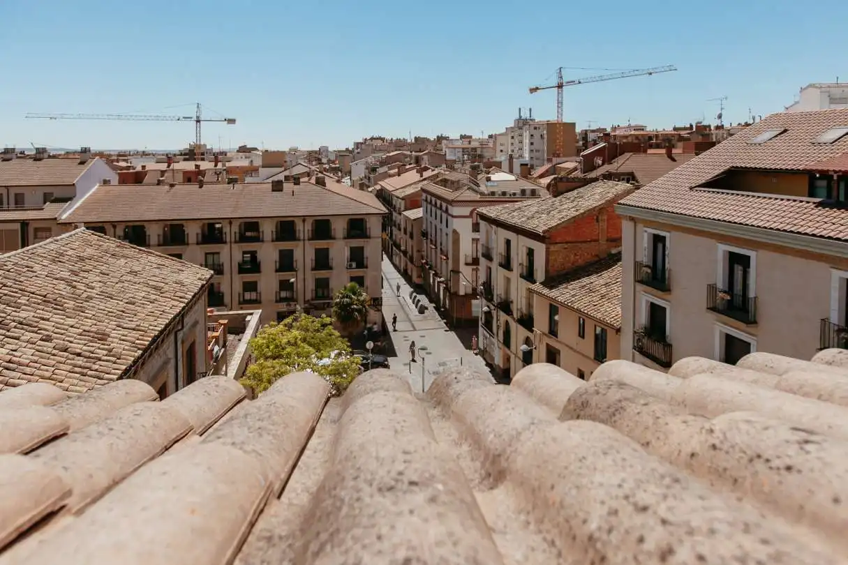 Außenansicht von Dachboden zur Miete in Huesca mit Klimaanlage, Heizung und Terrasse