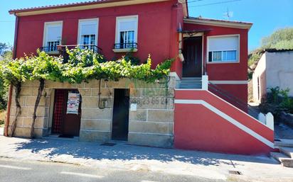 Exterior view of House or chalet for sale in Amoeiro