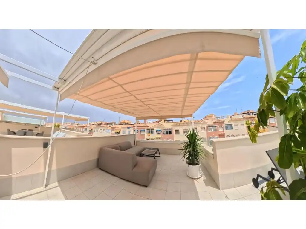 Ático con piscina en venta en Calle Maestro Quino 214-B, imagen 13