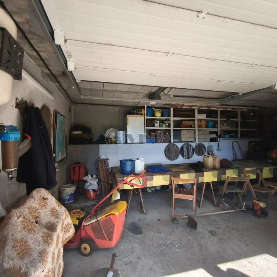 Finca rústica en venta en Mondariz con Calefacción, Jardín privado y Terraza