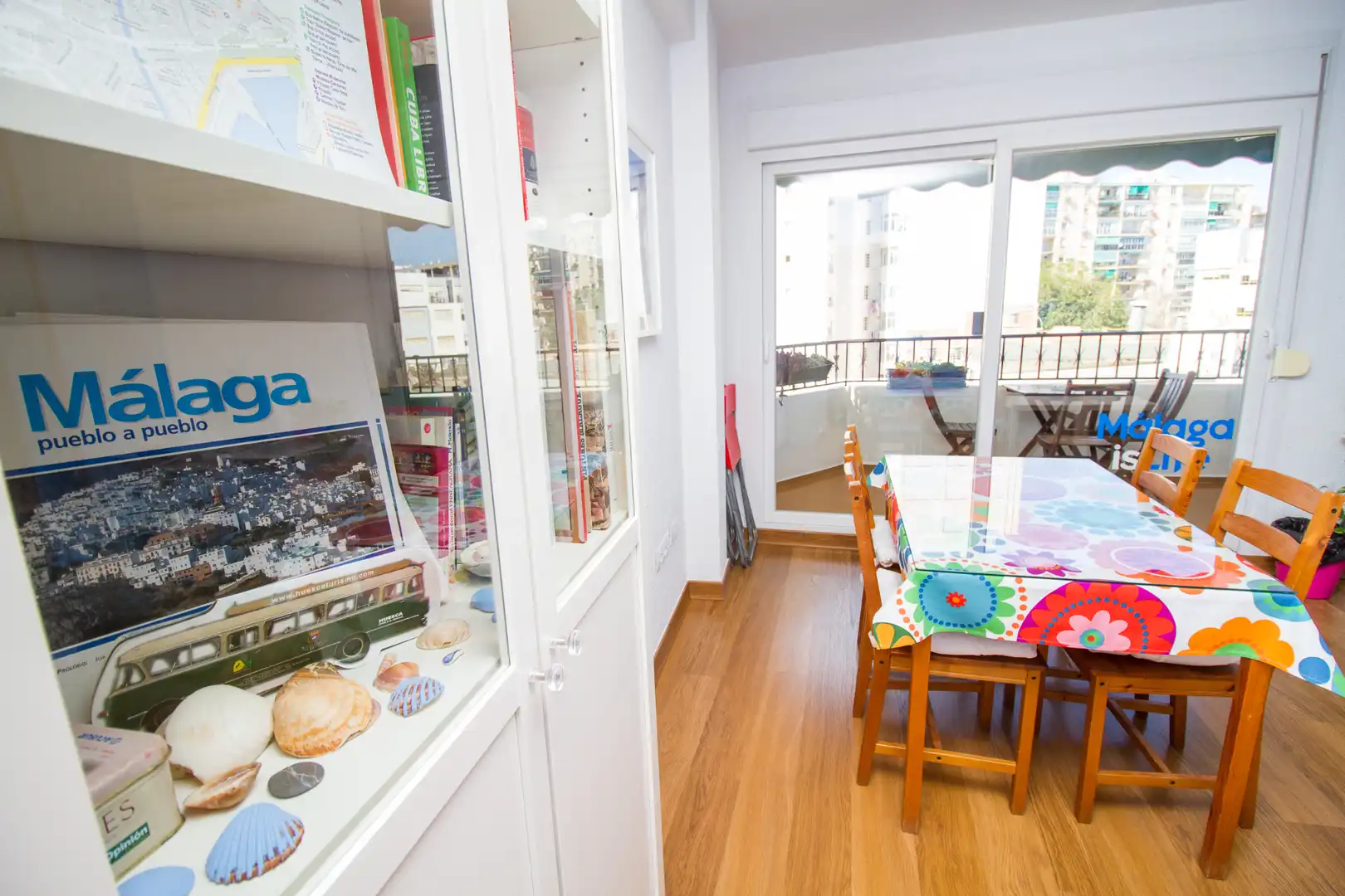 Bedroom of Flat for share in Málaga  with Air Conditioner, Heating and Furnished