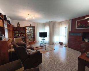 Sala d'estar de Pis en venda en Tortosa amb Aire condicionat, Calefacció i Moblat