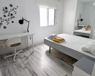 Dormitori de Apartament per a compartir en  Córdoba Capital amb Aire condicionat, Calefacció i Moblat