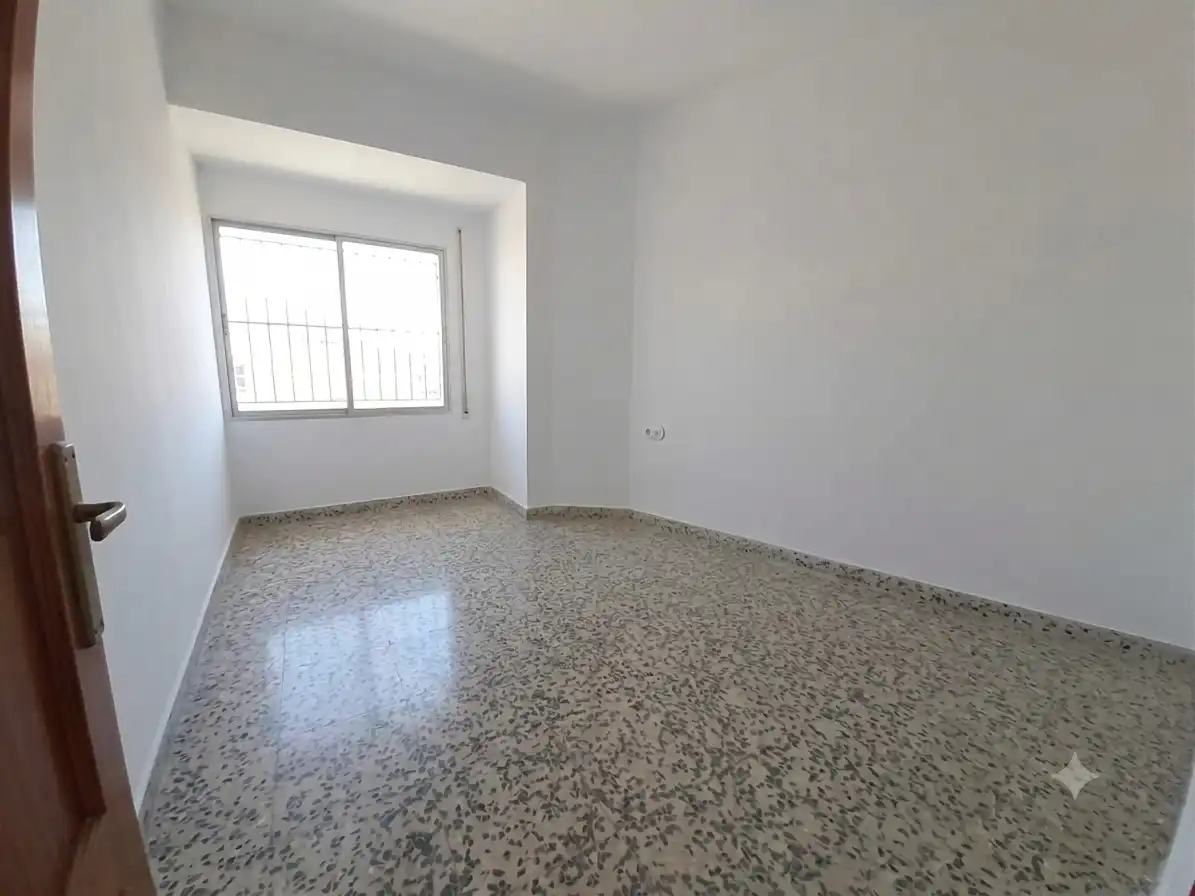 Dormitori de Edifici en venda en Puertollano