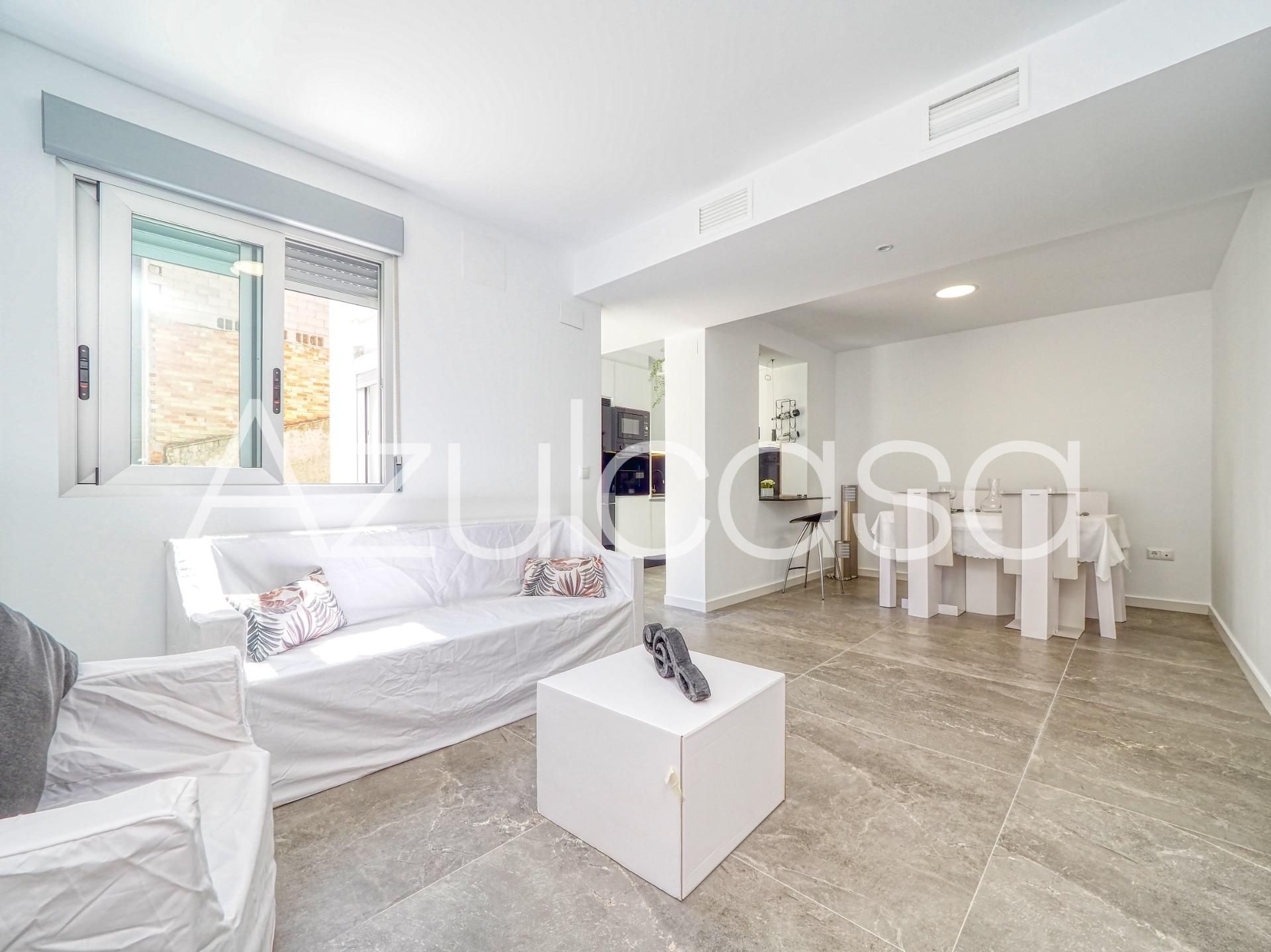 Living room of Flat for sale in Alicante / Alacant  with Terrace and Balcony