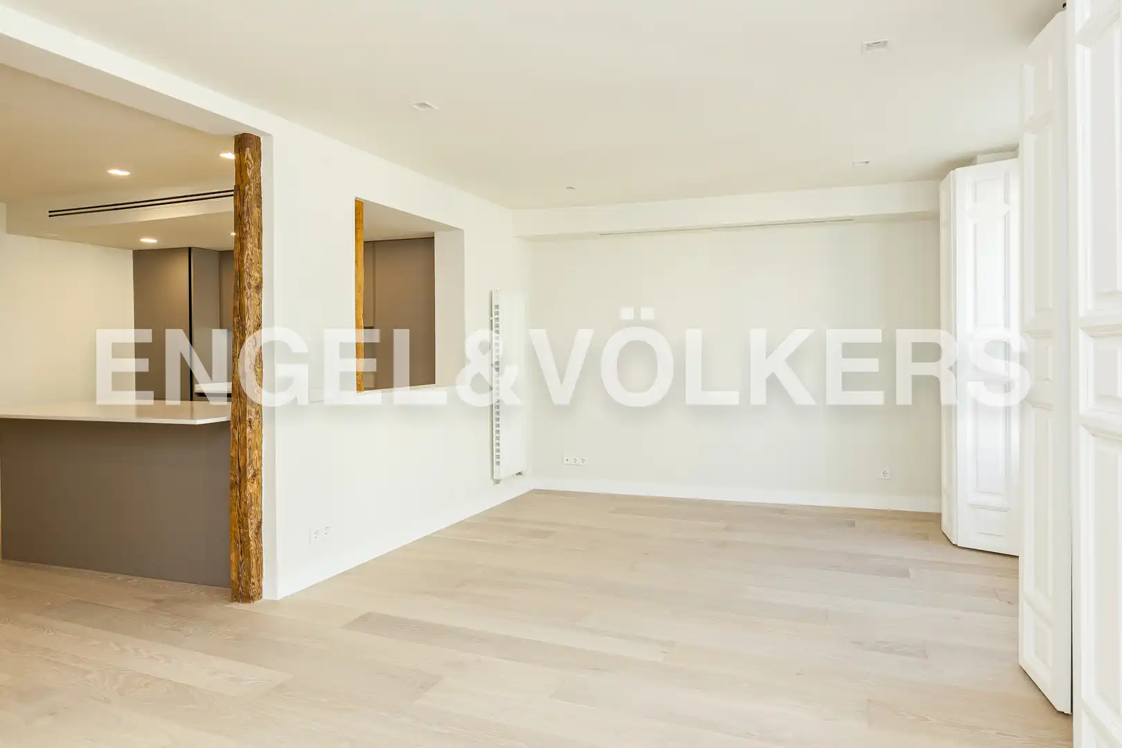 Wohnzimmer von Wohnung zur Miete in Madrid mit Klimaanlage, Heizung und Balkon