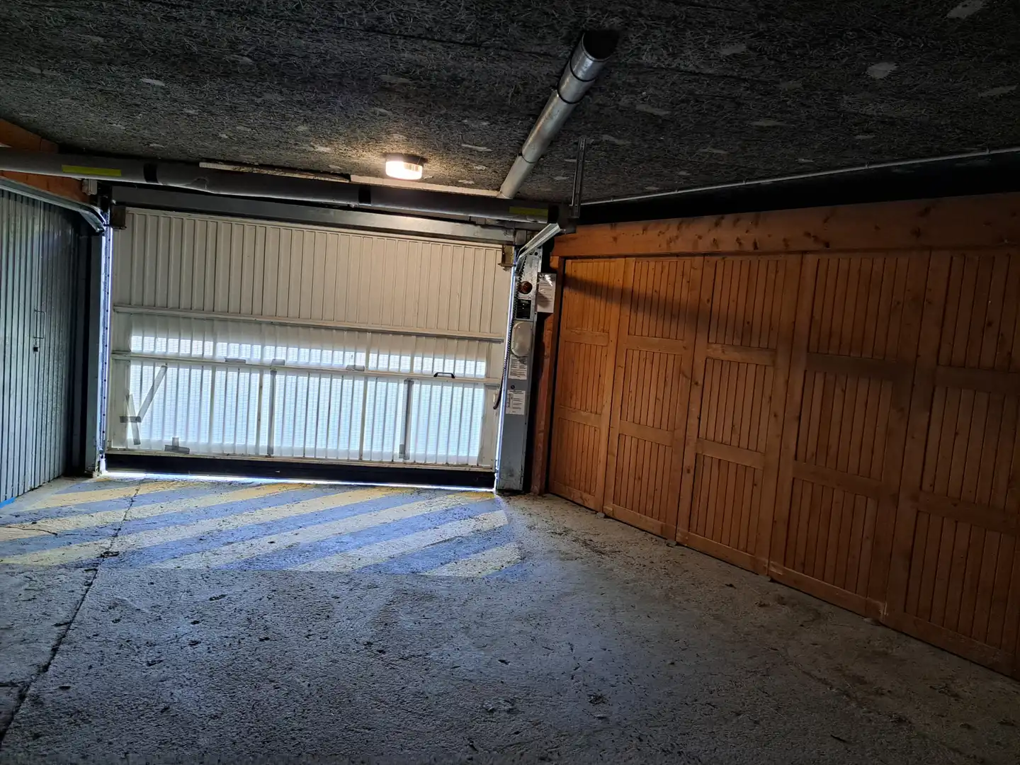 Aparcament de Apartament en venda en Saint - Pierre - dels - Forcats amb Terrassa i Moblat
