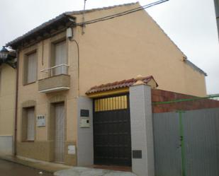 Vista exterior de Casa o xalet en venda en Melgar de Abajo