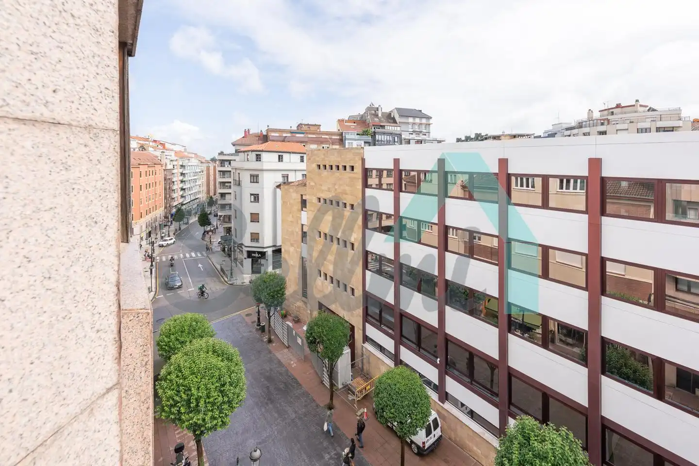 Flat with terrace for sale in Calle Alonso de Quintanilla, imagen 6
