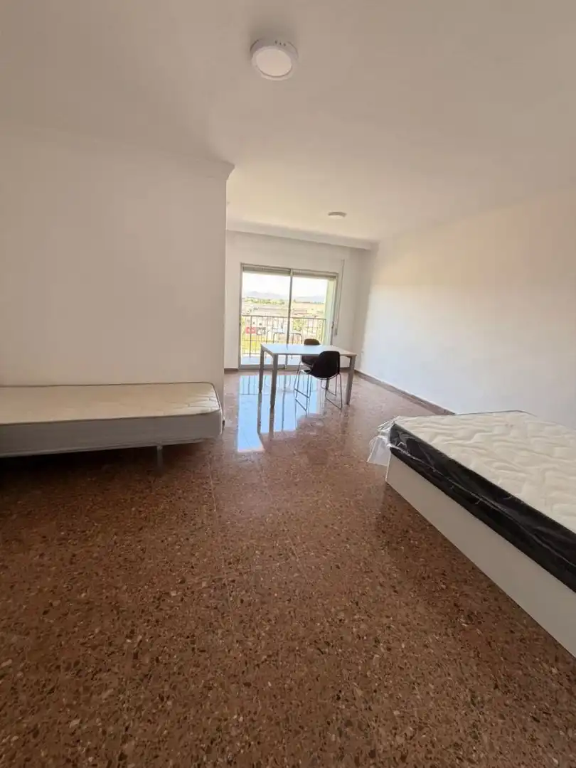 Piso con ascensor en venta en Carrer Velazquez, imagen 2