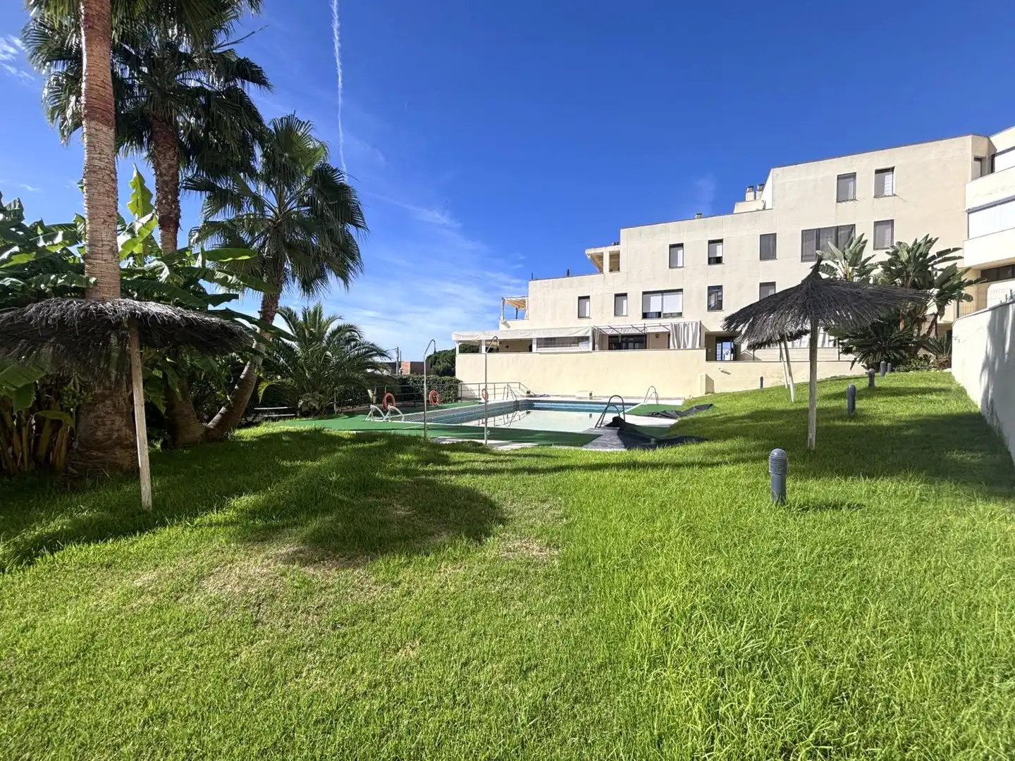 Flat with pool to rent in El Rompido, imagen 23