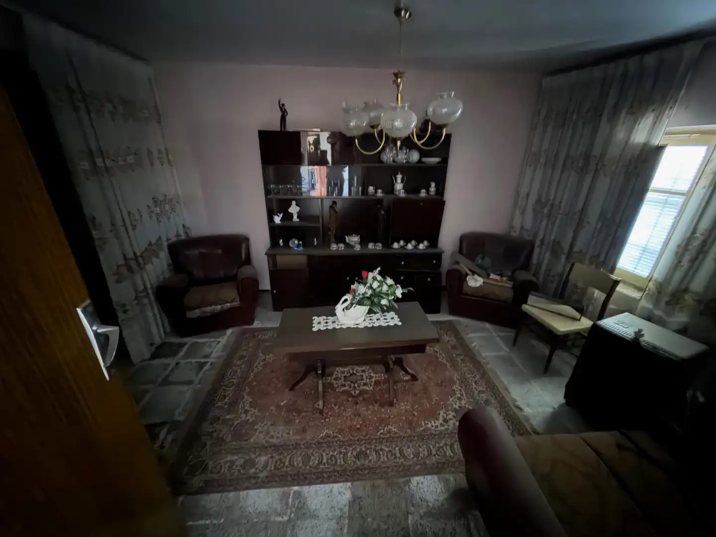 Living room of Houses for sale in Carpio  with Storage room and Furnished
