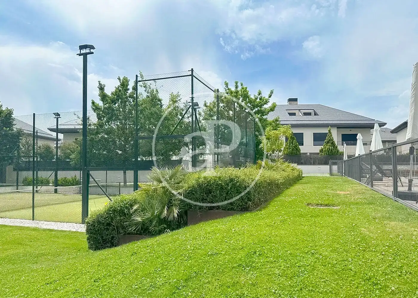 Exterior view of Houses for sale in Boadilla del Monte  with Air Conditioner, Heating and Private garden