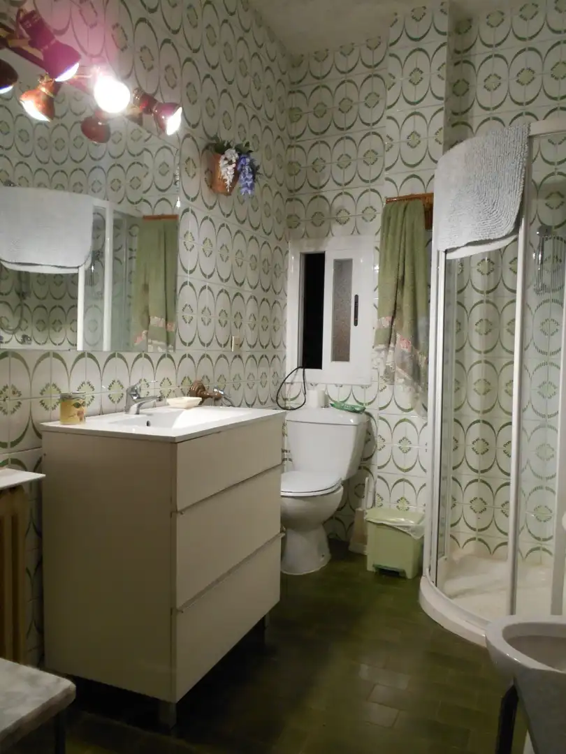 Baño de Casa adosada en venta en Brazatortas con Calefacción, Jardín privado y Piscina