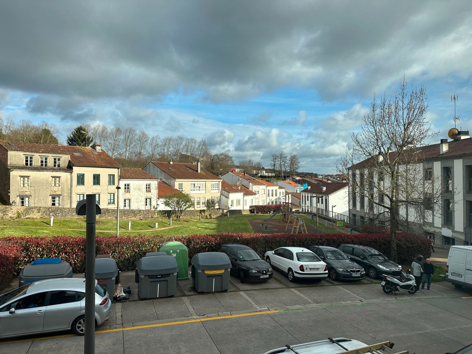 Exterior view of Apartment for rent in Santiago de Compostela   with Furnished, Oven and Washing machine