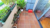 Balcony of Flat for sale in San Cibrao das Viñas  with Heating, Parquet flooring and Balcony