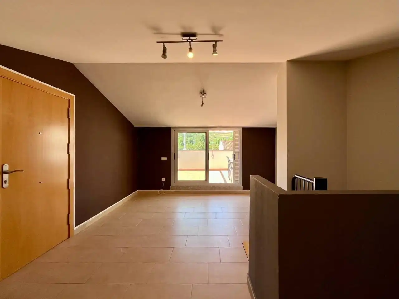 Sala de estar de Piso de alquiler en Torrelavit con Aire acondicionado, Calefacción y Terraza