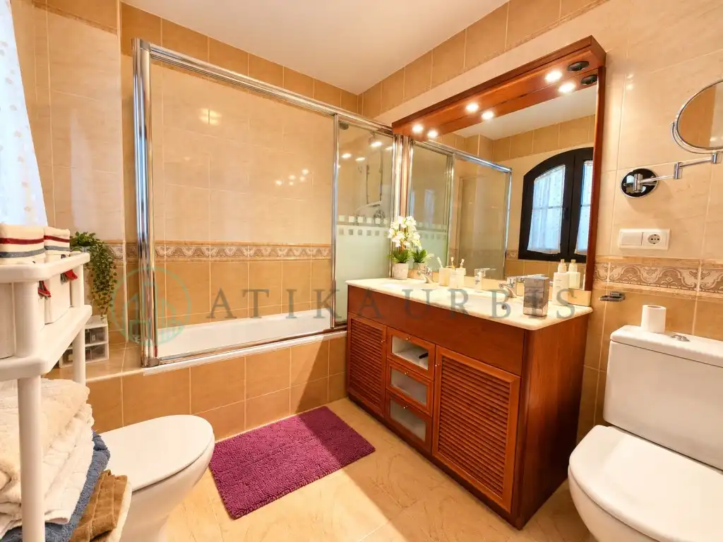 Bathroom of Detached homes for sale in Churriana