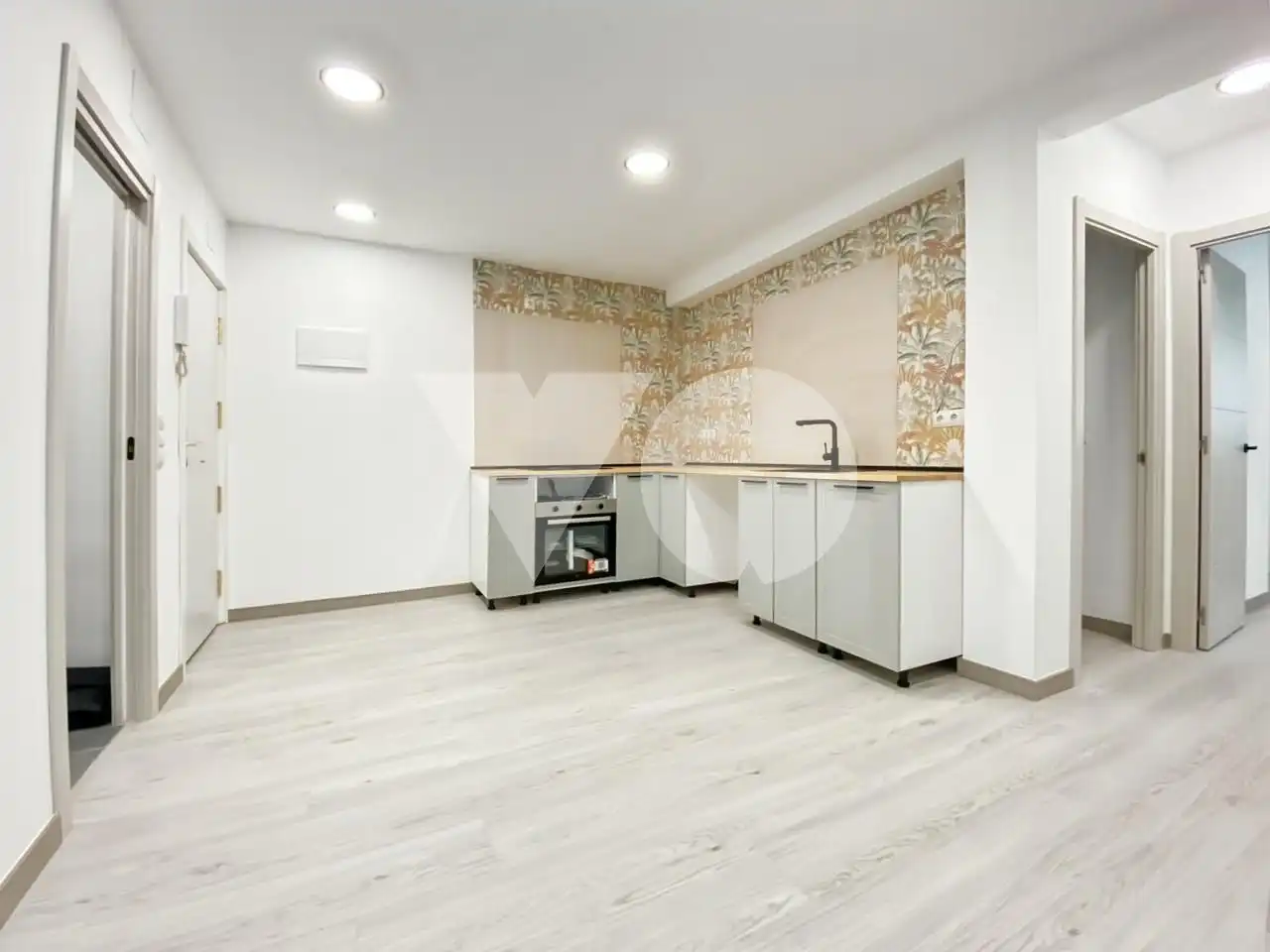 Cuina de Planta baixa en venda en Madrid amb Calefacció