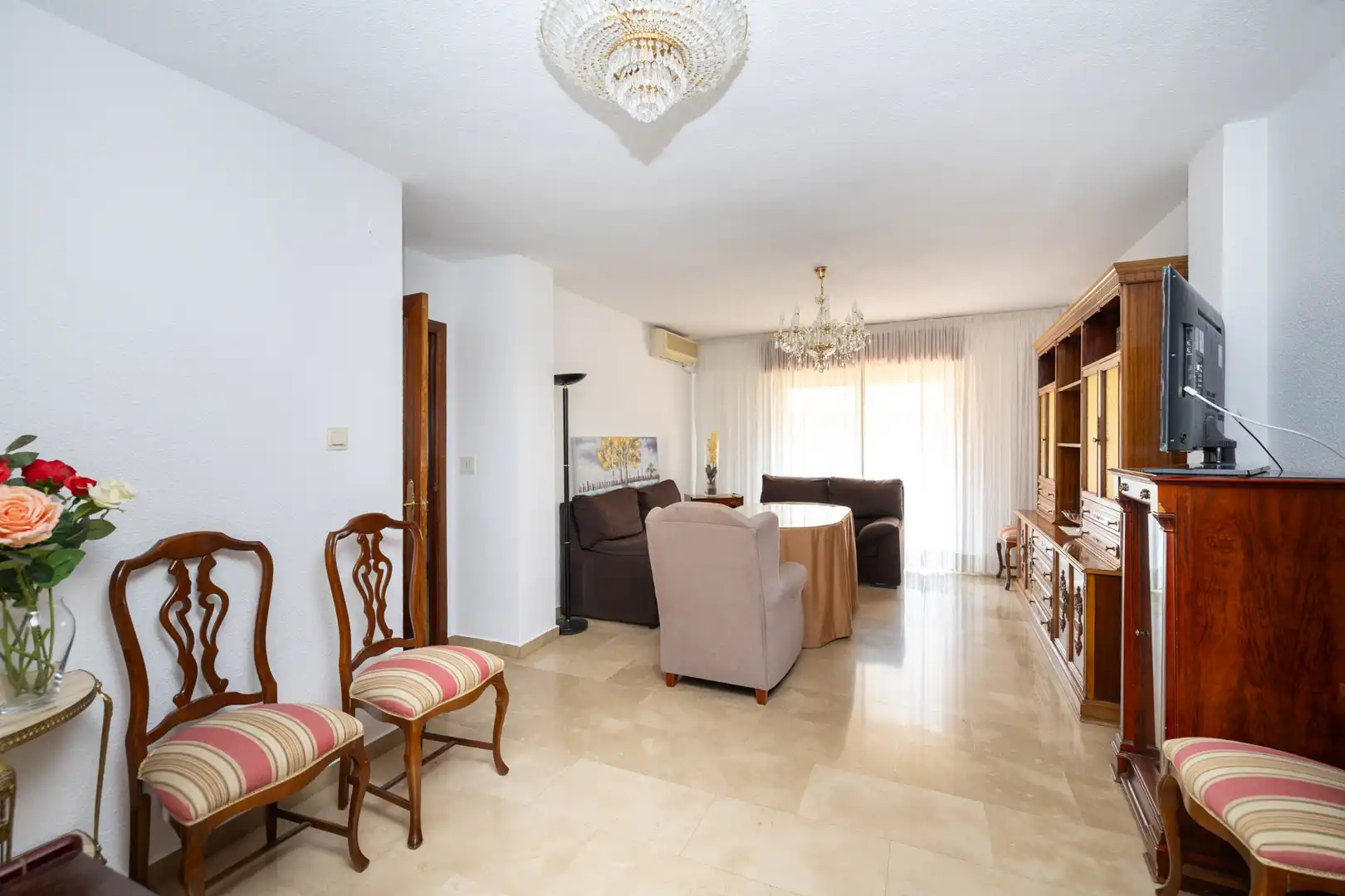 Sala de estar de Piso de alquiler en Granada con Aire acondicionado, Calefacción y Terraza