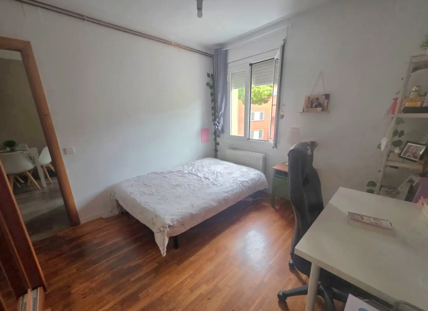 Schlafzimmer von Wohnung zum Verkauf in Barcelona mit Klimaanlage, Heizung und Parkett