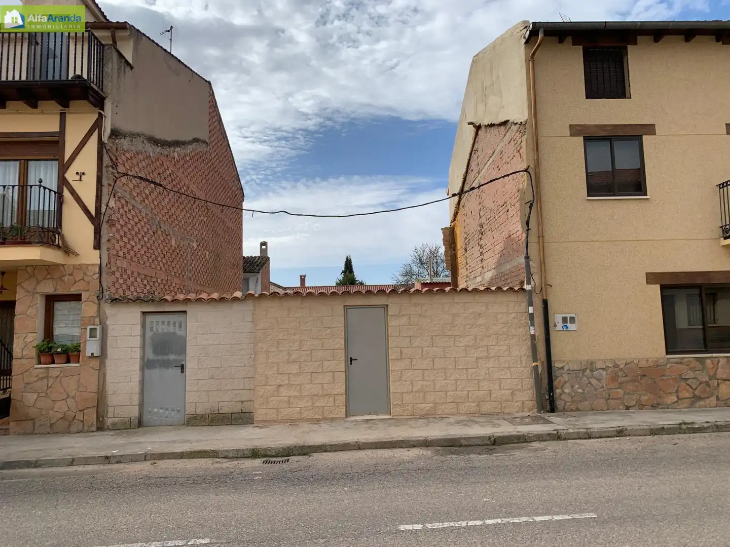 Residential zum Verkauf in Calle RIO, Peñaranda de Duero