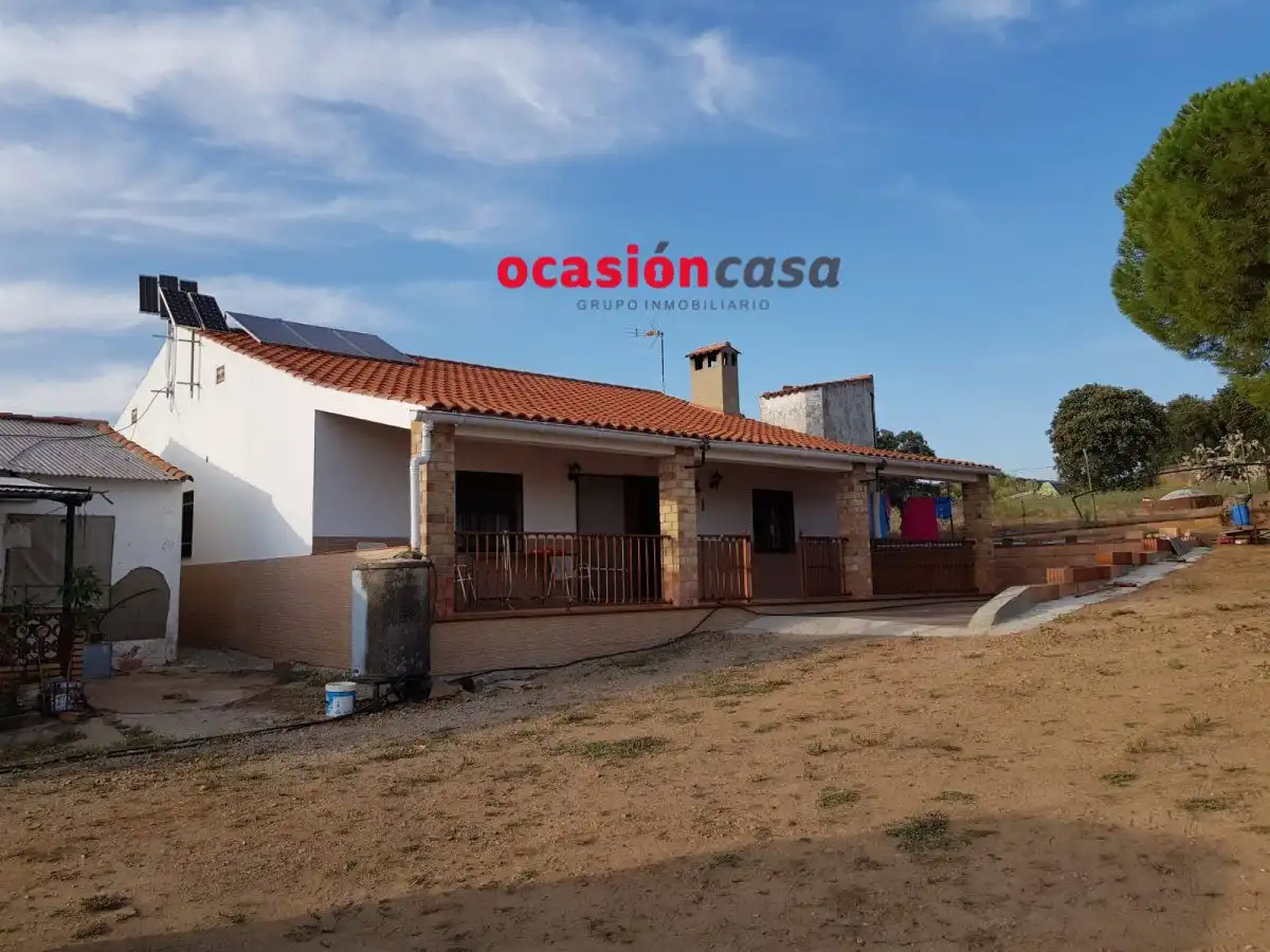 Finca rústica en venta en Espiel con Piscina y Amueblado